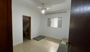 C3340 14.jpg